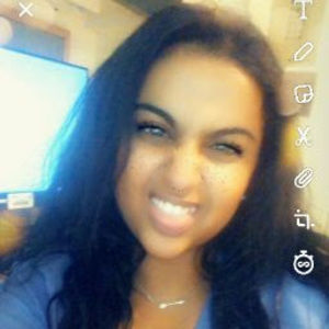 Meet your Posher, Michaela